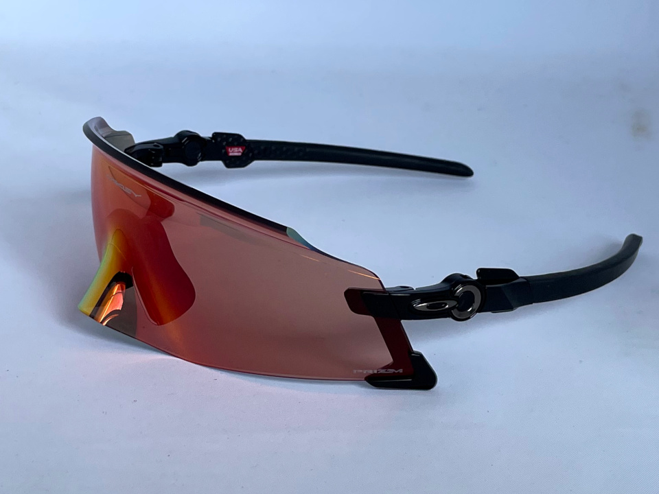 明るめのレンズをお探しの方にお勧めです ＯＡＫＬＥＹ ＫＡＴＯ 